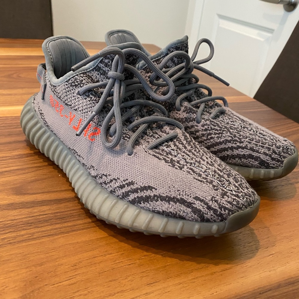 Beluga Yeezy Boost 350 2.0.